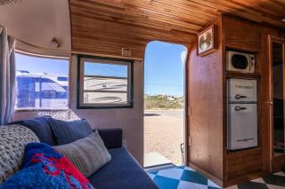 SS Mindy - A Unique Tombstone Stay - 4