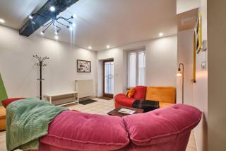 Au 81 - Maison De Ville à Louer - 9