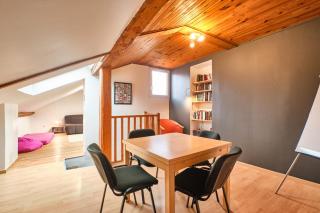 Au 81 - Maison De Ville à Louer - 8