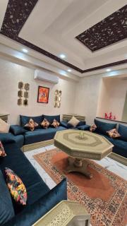 Near Airport hosting - 5