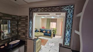 Near Airport hosting - 2