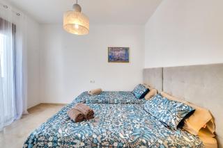 3 Bed Apartment In Benahavis - 9