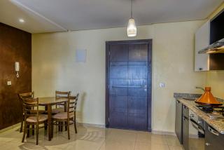 Charmant T1 avec Vue sur Piscine - 1