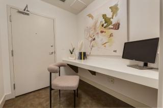 2 Storey Penthouse Panoramic Views Parking Stampede - 1