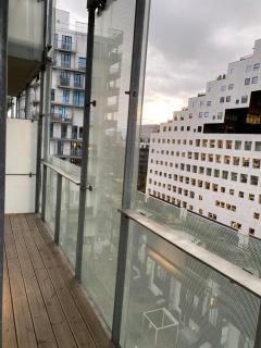 Great, spacious apt by central station! - 4