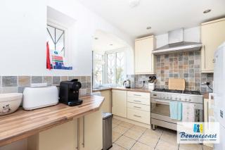 BOURNECOAST: FIRST FLOOR FLAT WITH GARDEN - FM8369 - 5