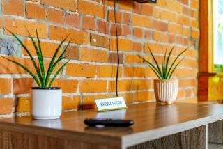 Prime Location Top Rated Clean Parking Free! - 3