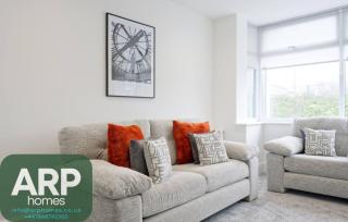 3 Bed House, Free Parking, Garden - 3