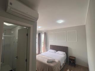 Bom retiro · 6 km Aeroporto/ 1 km do Shopping Garten/2km Square - 5