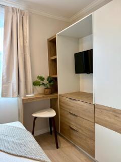 Brand New Boutique Home 6 BR Sleeps 20 Savannah - 8