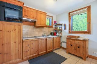 Amethyste - 2 Bedrooms & Free Parking - By Cozee Rentals - 5