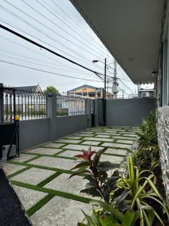 Brand New Boutique Home 6 BR Sleeps 20 Savannah - 2