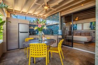 Casas Palmar and Tocayo - 2