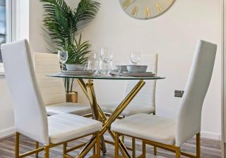 Buckingham Apartment 2bd - 9