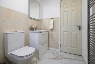 Buckingham Apartment 2bd - 8