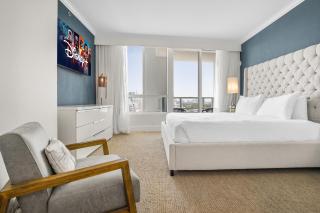 FontaineBleau Suite Ocean View - 7