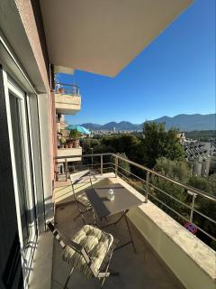 Olive Hill Apartment - 4