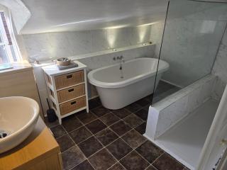 Mill Cottage, Church Street, Hungerford - 6