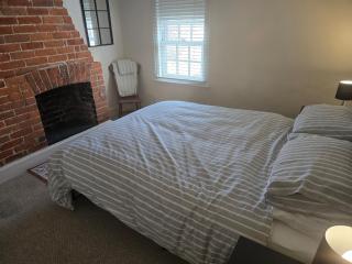 Mill Cottage, Church Street, Hungerford - 2