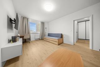 White Serenity Apartment - 0