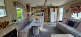 Big Family Holiday Home - 6