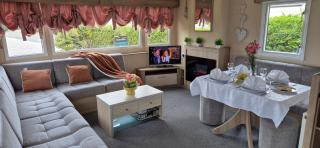 Big Family Holiday Home - 1