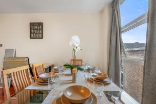 Cozy Camden with parking & luggage drop off - 6