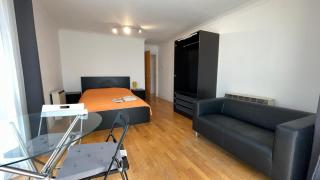 Crossharbour station 2 Rooms for 5 nr Canary Wharf - 0