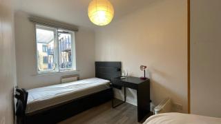 Crossharbour station 2 Rooms for 5 nr Canary Wharf - 8