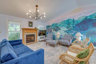 Forest-View Gem on Vaughn Creek Less Than 1 Mi to Dtwn! - Tryon - 0