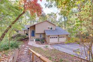 Forest-View Gem on Vaughn Creek Less Than 1 Mi to Dtwn! - Tryon - 6