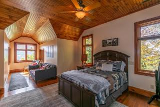 Overlook Estate in The Farm - 1