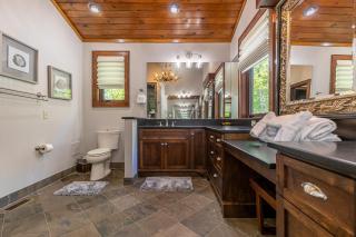 Sanctuary at Eagles Nest - 4