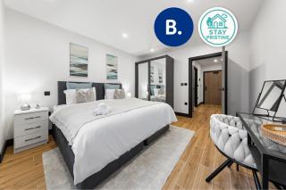 Luxury 1 Bedroom Apartment with Patio 10 min to tube sleeps 4 - 0