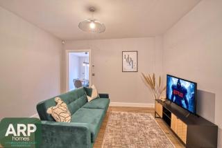 Central and Stylish, Garden and Parking - 9