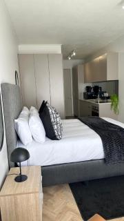 The One AT One Rosebank - 8