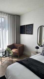 The One AT One Rosebank - 7