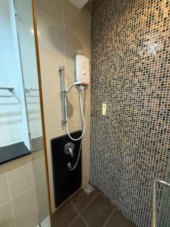 Swiss Garden Residences by Roomy - 6