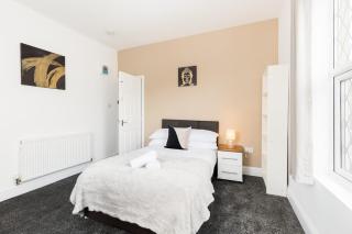 Newly renovated 7BR House - City Centre - Contractors - 0