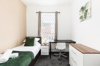 Newly renovated 7BR House - City Centre - Contractors - 4