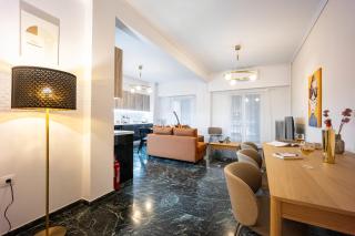 Stylish Luxury Getaway 3BR Apartment 115m - 1