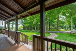 Mountaintop at Yonahlossee Saddle Club - Boone - 3