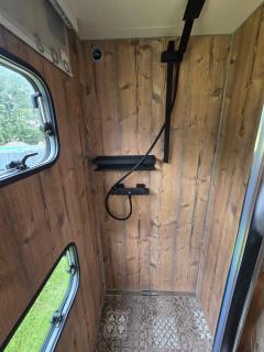 Rosenzauber Luxux-Caravan 5 Sterne - 8