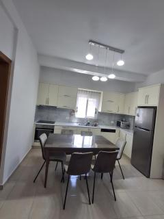 Rose Sea View Apartments Sarande - 1