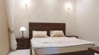 Luxury Room In Lahore - 9