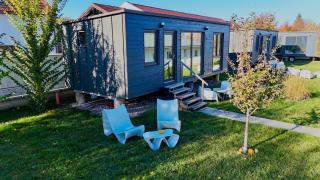 Pixel - Tiny Campus - 0