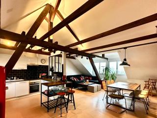 Loft vintage - spacieux 155 m2 - 4 chambres - Parking, Netflix, Wifi Fibre - 0
