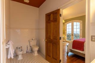 The Castle at Valle Crucis - 7