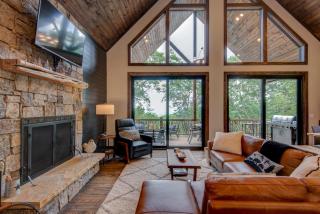 The Guardian Bear Lodge at Eagles Nest - 1