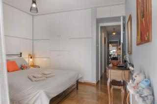 Athens Seaside Apartment - 8